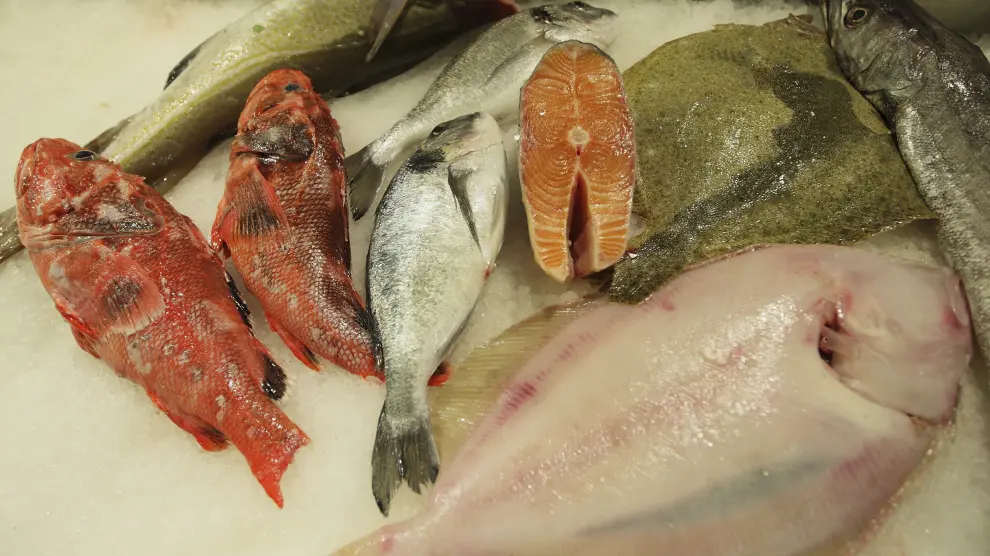 Se recomienda congelar el pescado fresco durante cinco días como mínimo para evitar el riesgo de anisakis.