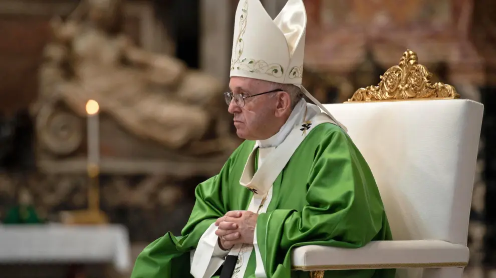 El papa Francisco ha emitido un comunicado a través de la oficina de prensa del Vaticano informando sobre su decisión.