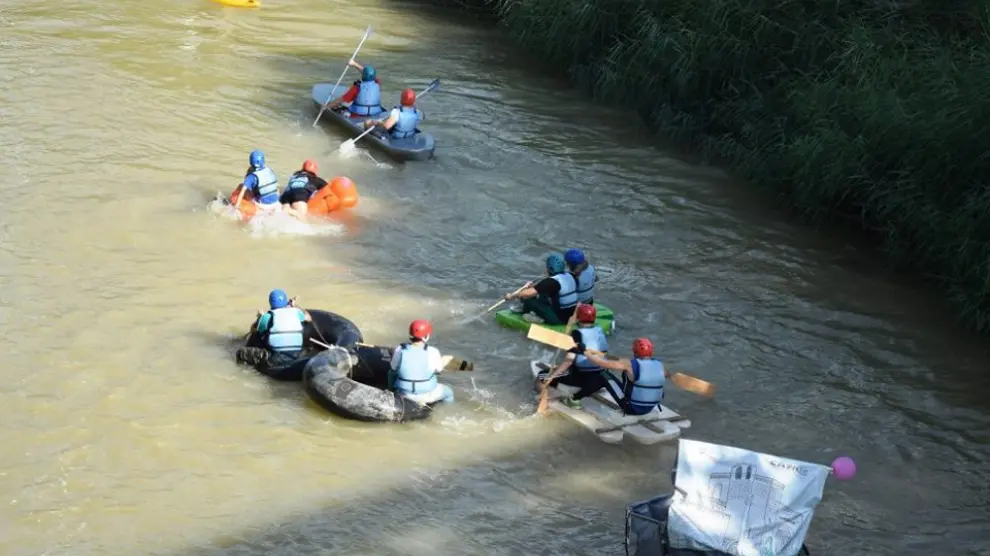 Descenso del río Alcanadre en diversos tipos de barca