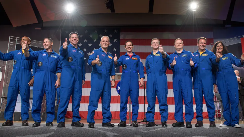 El grupo de astronautas que viajará al espacio desde EEUU por primera vez desde 2011.
