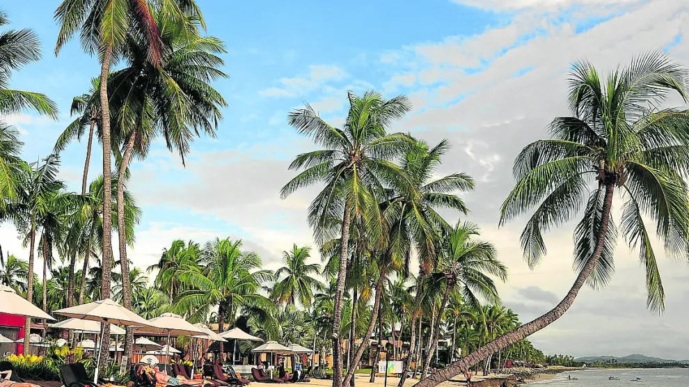 Una de las playas de las islas Fiji, con sus famosas palmeras.