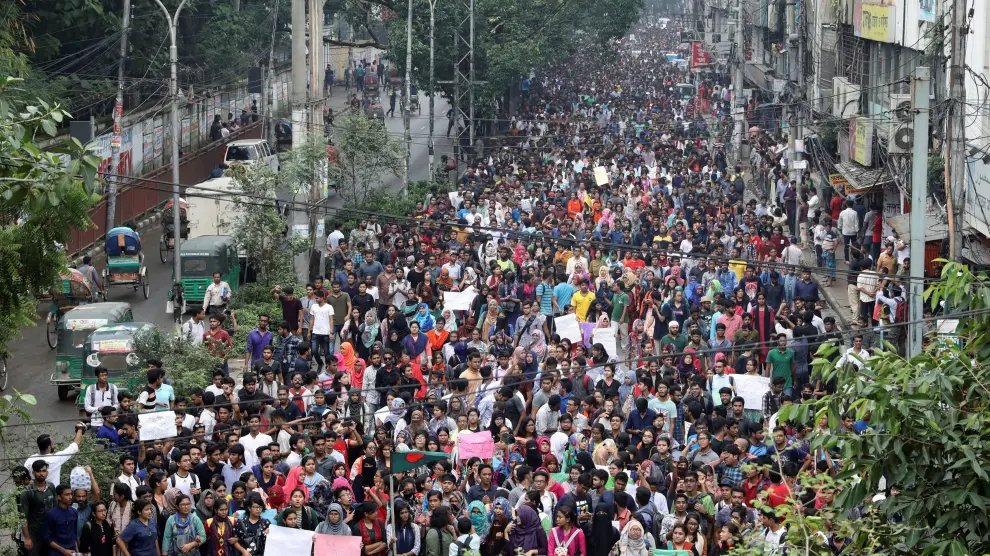 Protestas en Bangladesh contra los accidentes de tráfico.