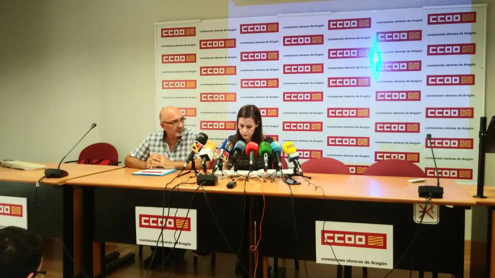 Juan Carlos Cantín y Sonia Bergasa en rueda de prensa