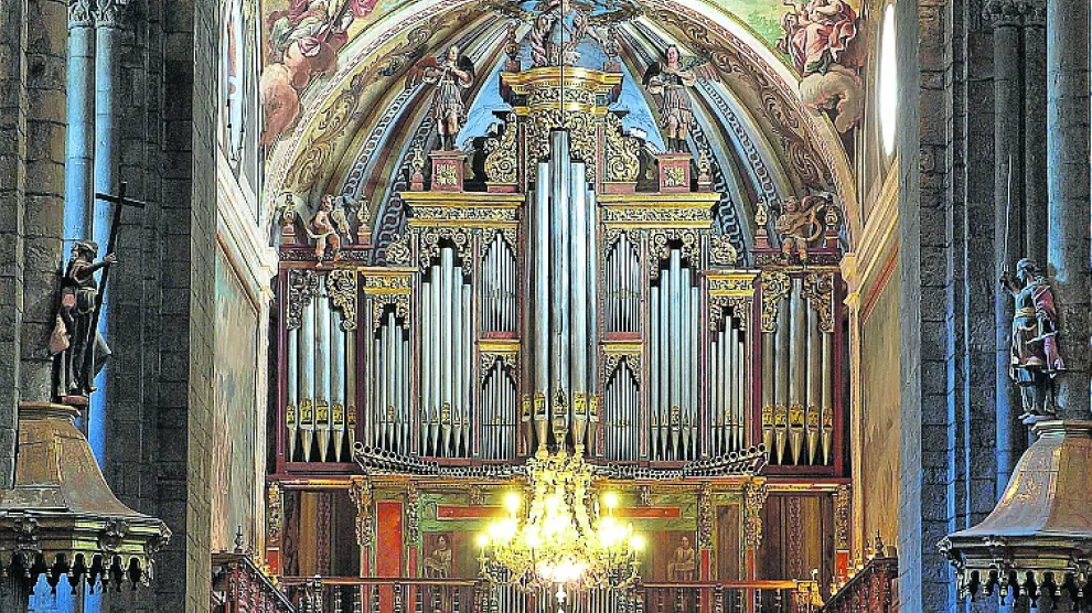 El órgano de la catedral, tras las restauración.