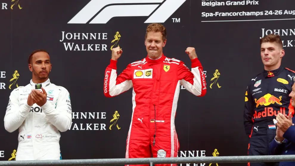 Vettel gana en Bélgica y recorta siete puntos a Hamilton