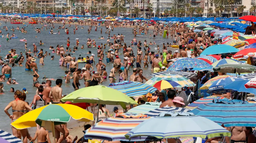 España destaca como destino turístico de sol y playa.