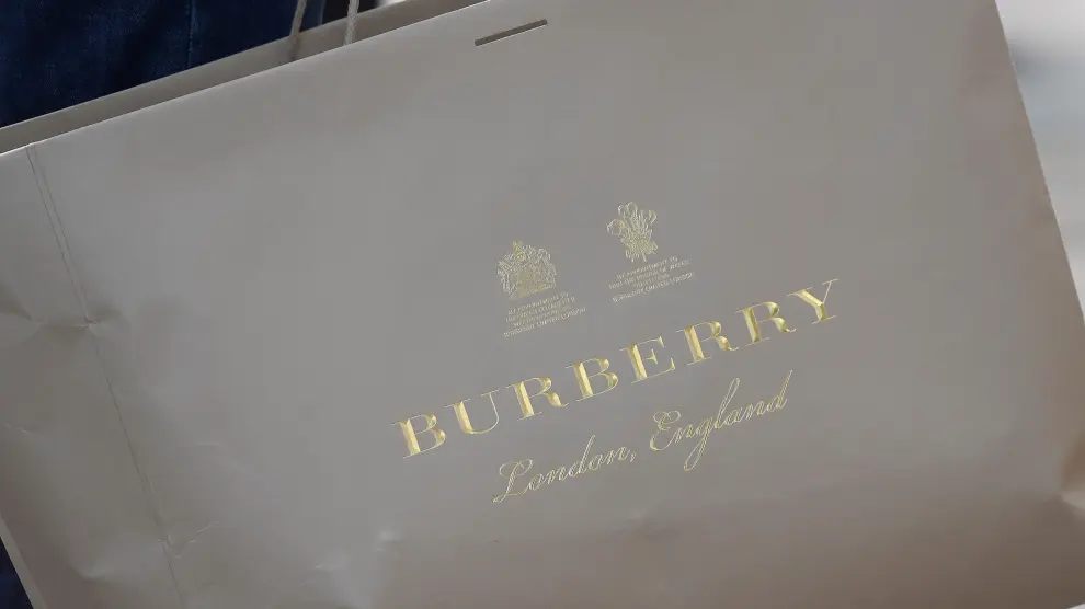 Burberry quiere convertirse en una compañía más respetuosa con el medioambiente y la sociedad.