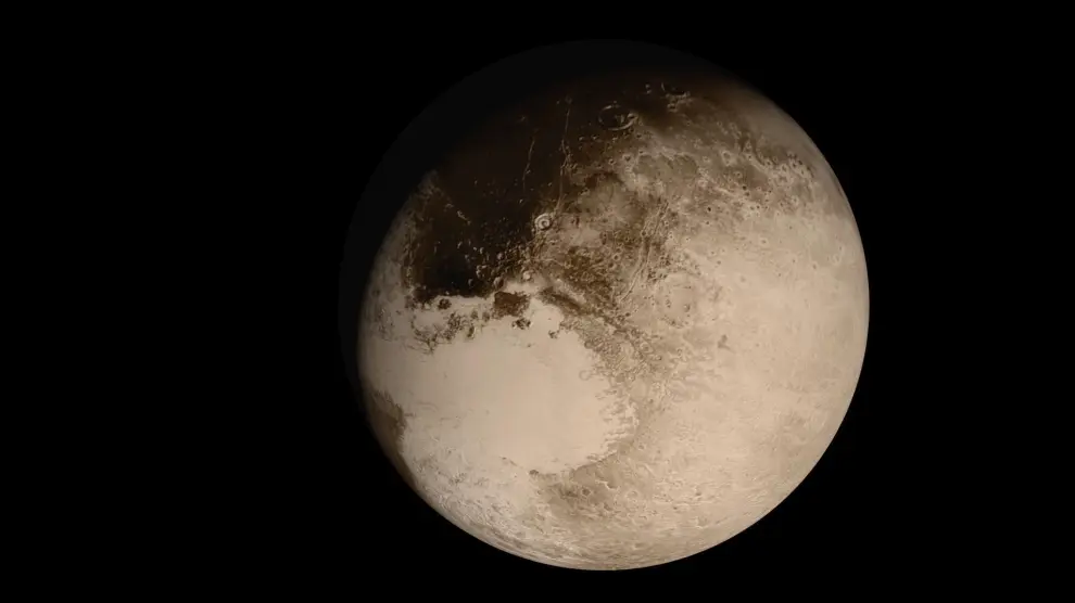 Plutón fue descalificado como planeta por no tener su órbita limpia.