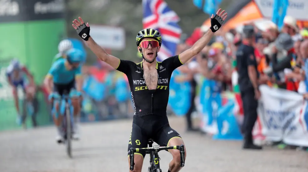 El británico Simon Yates (Mitchelton), ganador de la decimoquinta etapa de la Vuelta Ciclista a España.