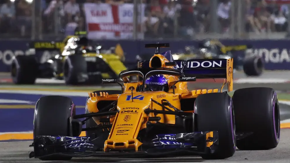 Alonso, durante la carrera en Singapur.