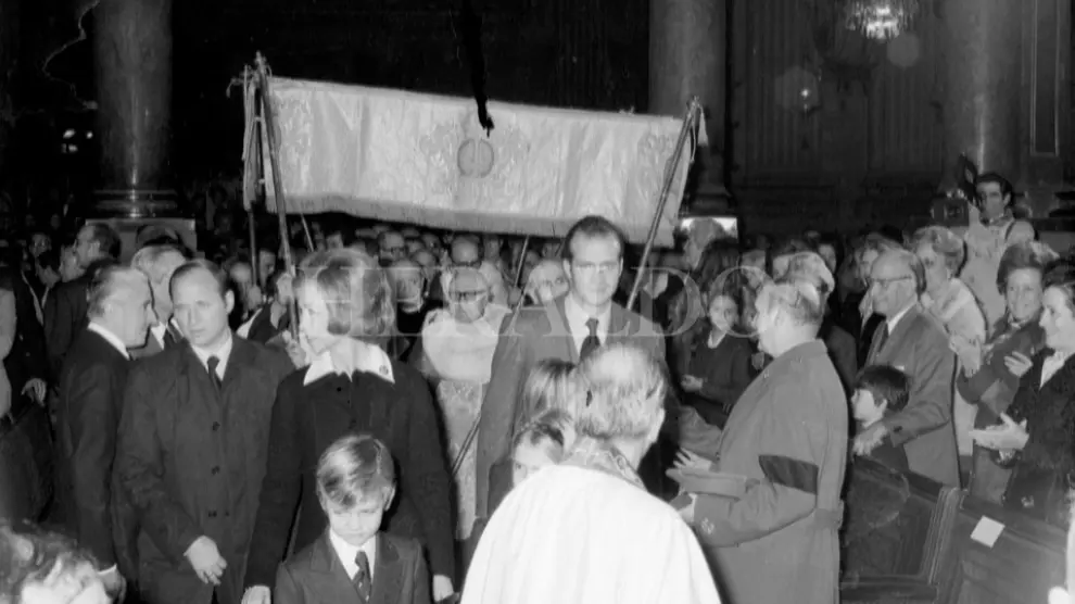 Primera visita de la Familia Real a Zaragoza tras la proclamación de Juan Carlos I como rey de España. Visita realizada el 14 de diciembre de 1975