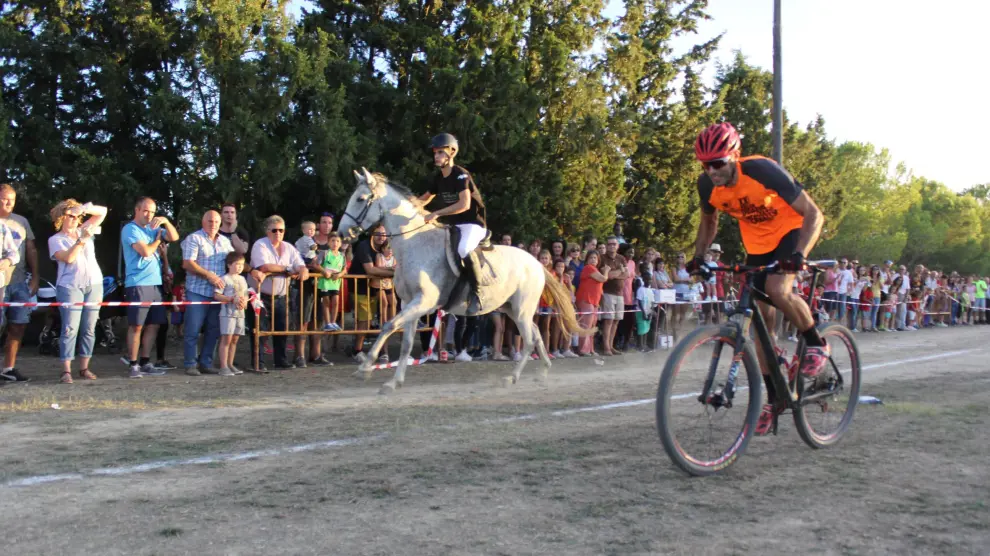 El caballo vence a los atletas de Lanaja