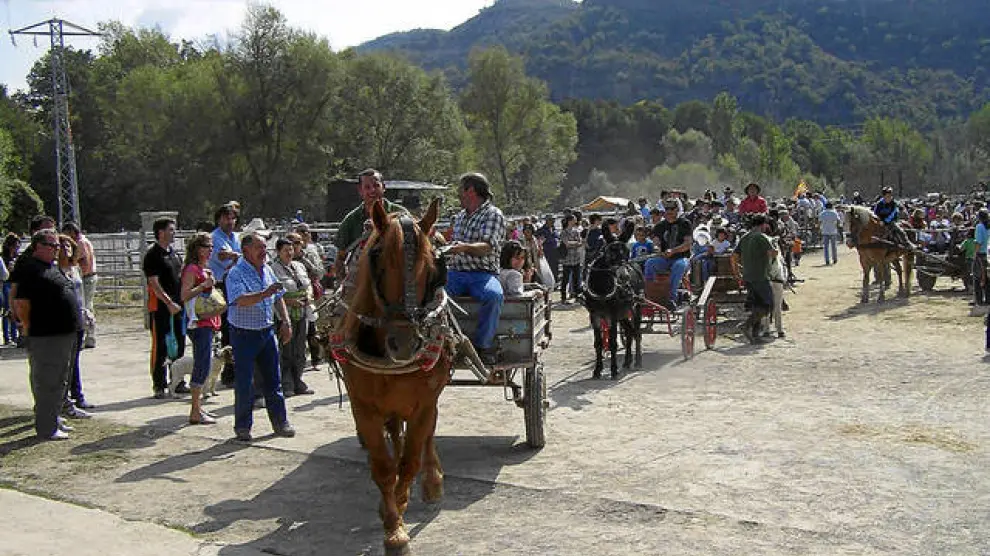 Los paseos en carros tirados por caballos son una de las propuestas de la feria.