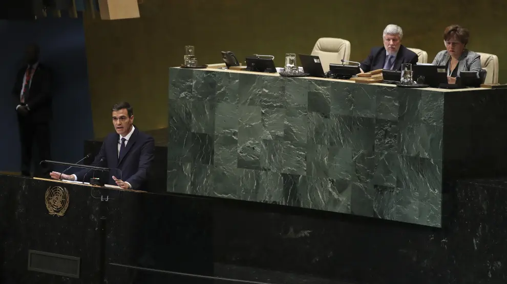 El presidente del Gobierno de España, Pedro Sánchez, habla ante la Asamblea General de las Naciones Unidas (ONU) hoy, jueves 27 de septiembre de 2018, en la sede del organismo, en Nueva York (EE.UU.).