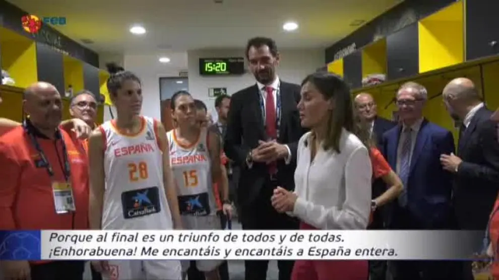La reina felicita a la selección española de basket femenino