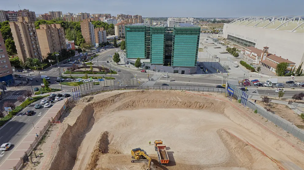 Vista aérea de las obras de Torre Zaragoza, centradas ahora en la excavación de cinco plantas subterráneas.