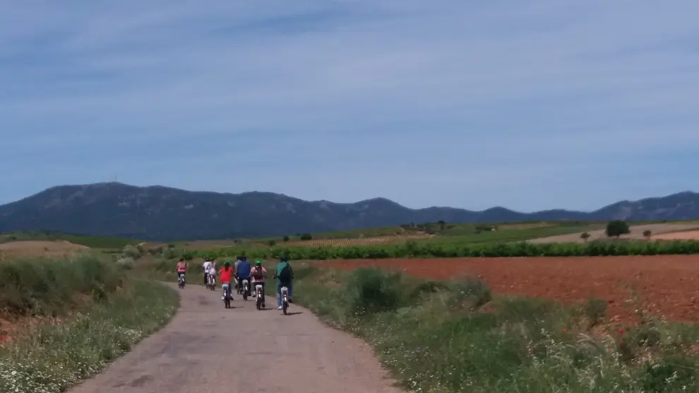 Participantes de la anterior edición de la ruta en bicicleta eléctrica organizada por Bodegas Care.