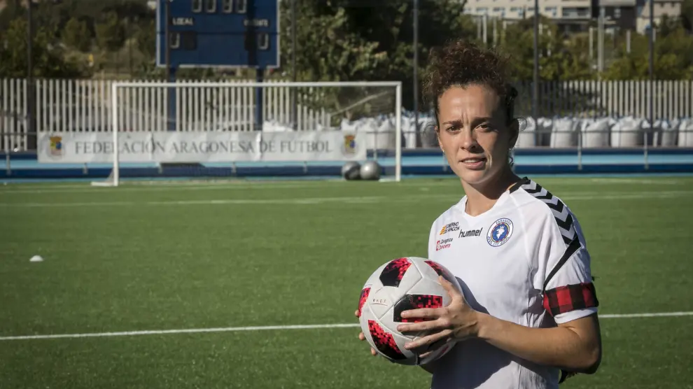 Nuria Mallada, capitana del Zaragoza Club de Fútbol Femenino