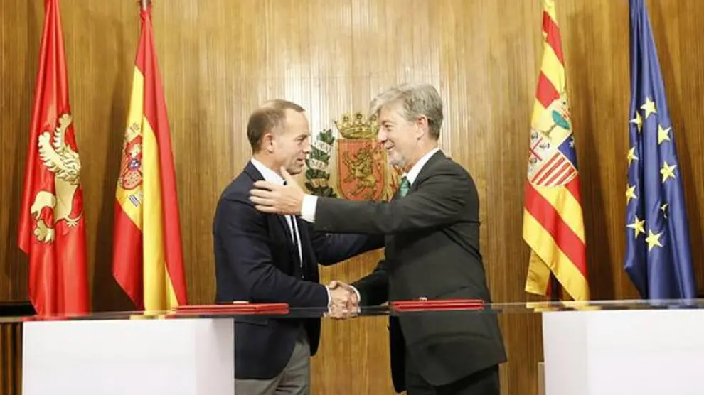 El Ayuntamiento, por fin, anuncia que cumplirá el acuerdo con el Real Zaragoza