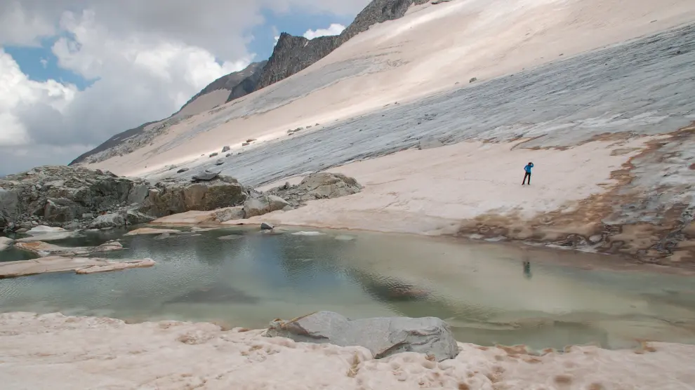 Esta fotografía del glaciar del Aneto donde se puede ver el lago se tomó el 29 julio del año pasado.