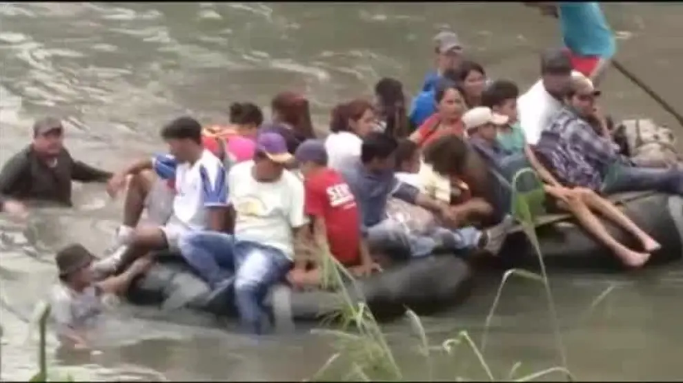 El río que separa Guatemala y México se convierte en una alternativa para los migrantes