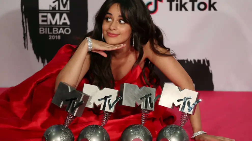 La cantante Camila Cabello ha obtenido cuatro de los seis premios a los que estaba nominada.