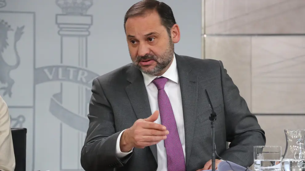 El ministro de Fomento, José Luis Ábalos, en la rueda de prensa del pasado jueves.