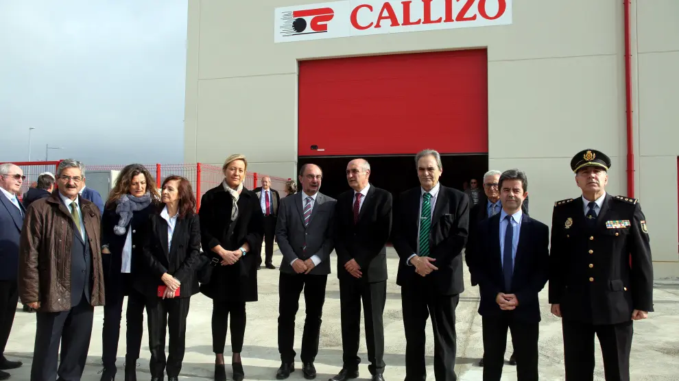 La inauguración de la ampliación de Transportes Callizo ha congregado a los máximos responsables de los Gobiernos central, autonómico y municipal