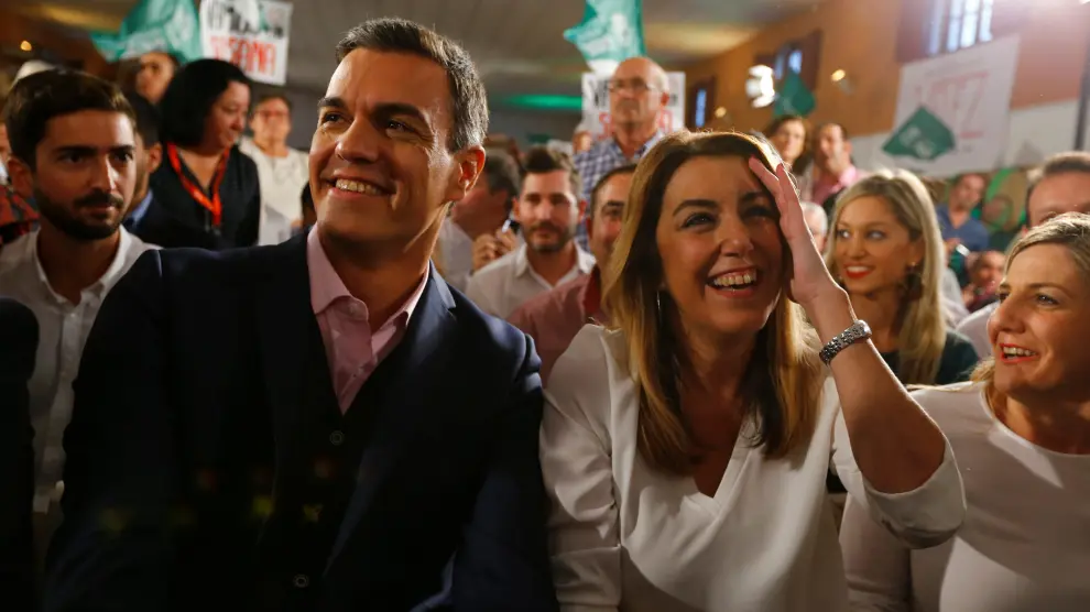 Sánchez junto a Susana Díaz en la campaña de las elecciones andaluzas.