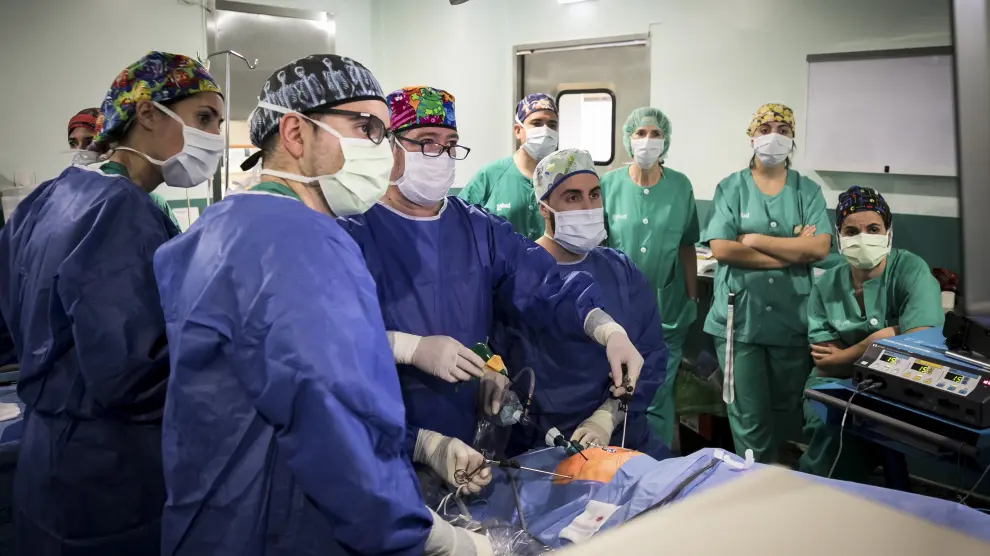 Jorge Godoy, cirujano pediátrico chileno, participó en cuatro cirugías del hospital Infantil.