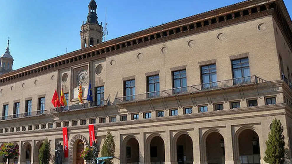 Casi un 20% de la contratación total del Ayuntamiento de Zaragoza fueron contratos menores