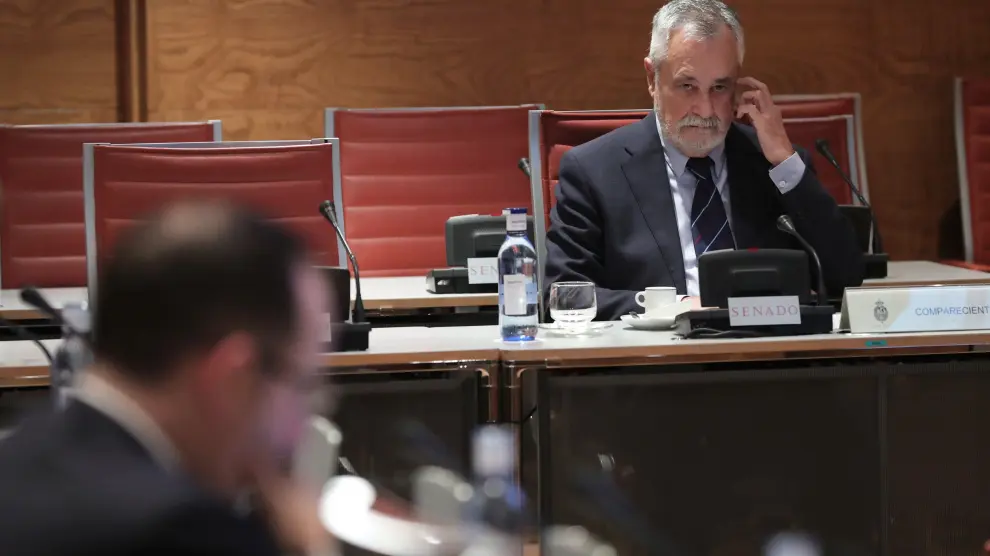 José Antonio Griñan ante la Comisión de Financiación de los Partidos Políticos.