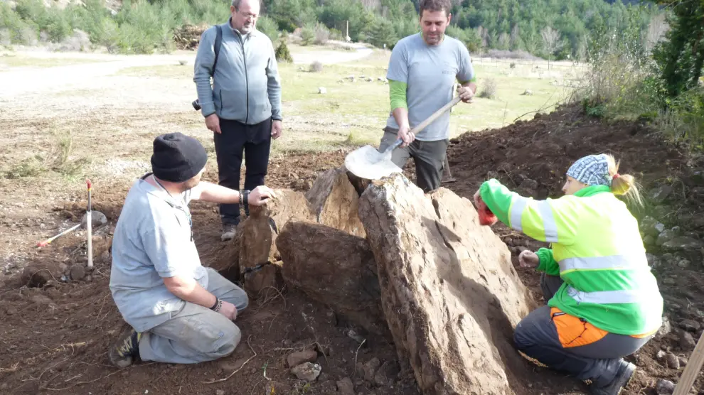 Descrubrimiento del dolmen en Biescas.