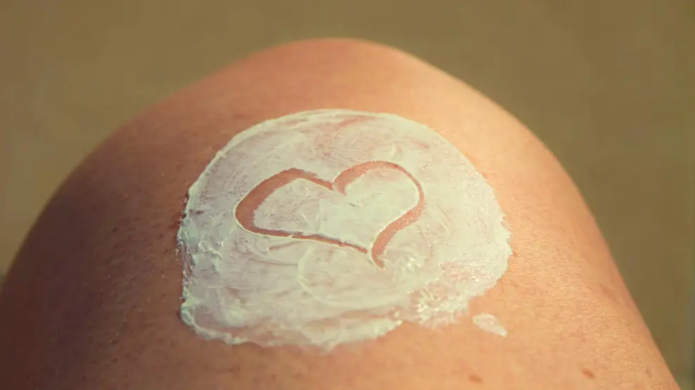 La crema solar es fundamental durante todo el año para una buena hidratación de la piel.