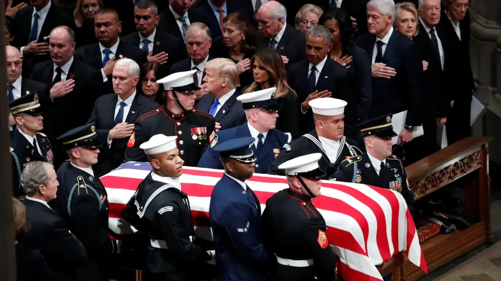 Funeral de Estado de George H. W. Bush, que se celebra en la Catedral Nacional de Washington.