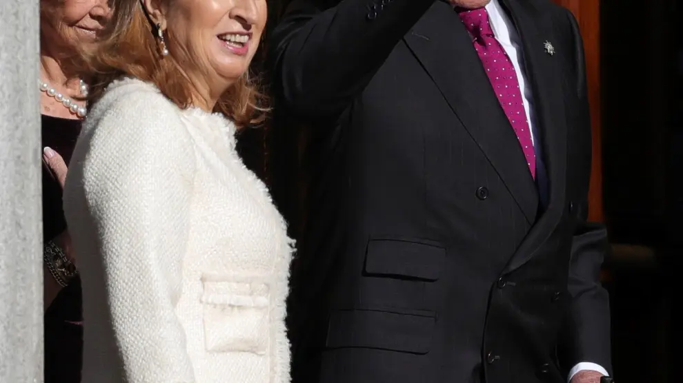 Ana Pastor, junto al rey Juan Carlos