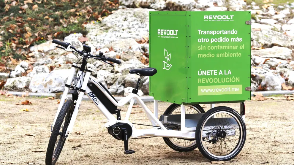 Los triciclos eléctricos de reparto a domicilio ya ruedan por Zaragoza