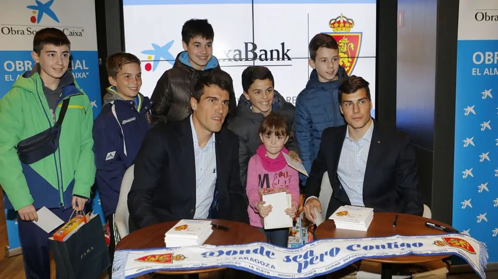 Iniciativa solidaria del Real Zaragoza y La Caixa 'Ningún niño sin juguete'