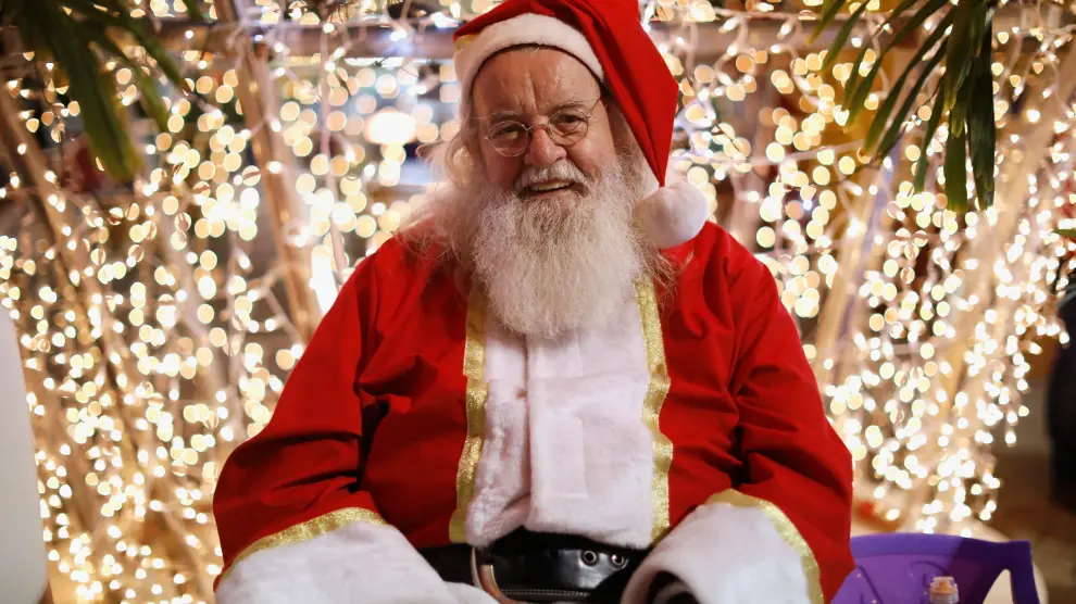 Los deseos urgentes es mejor pedírselos a Papá Noel, que llega antes que los Reyes Magos.