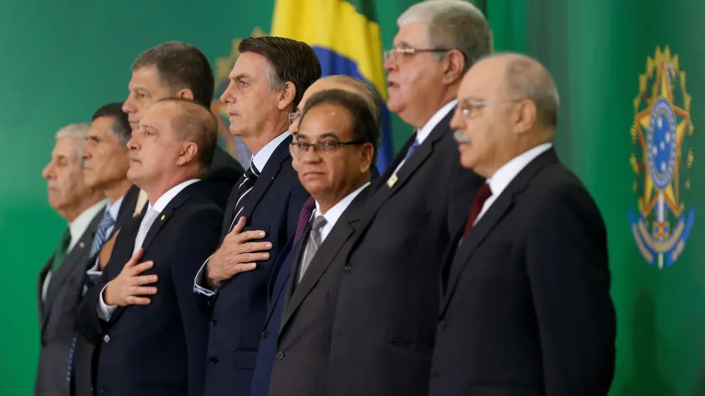 Jair Bolsonaro puso este miércoles en funciones a 22 ministros.