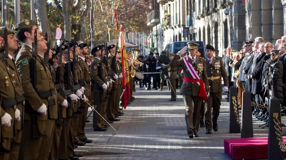El año militar empieza en Barcelona con un elogio al papel de la mujer