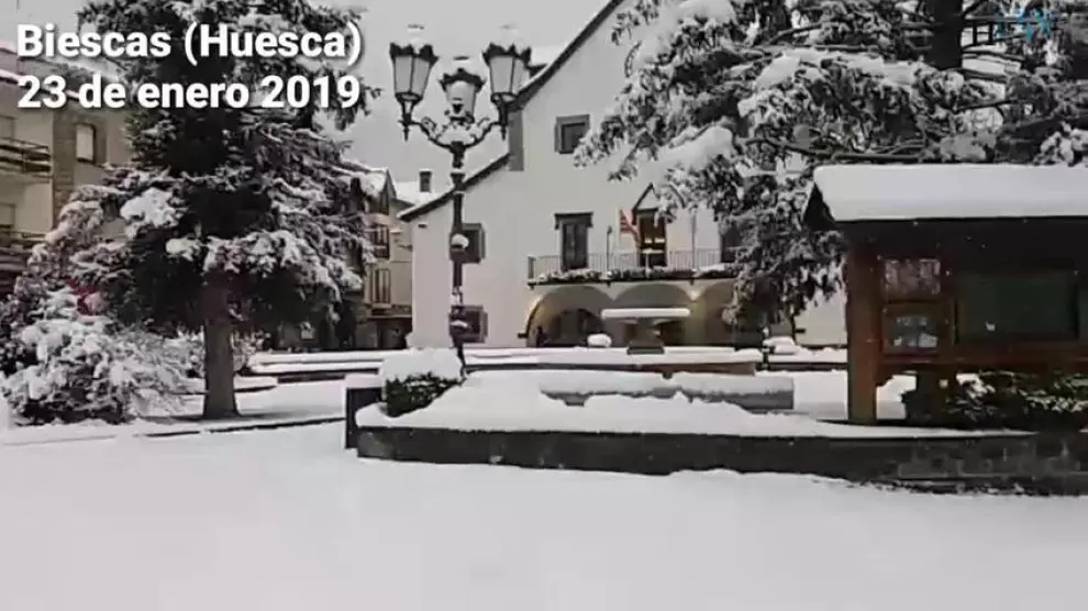 La nieve llega con fuerza al Pirineo aragonés