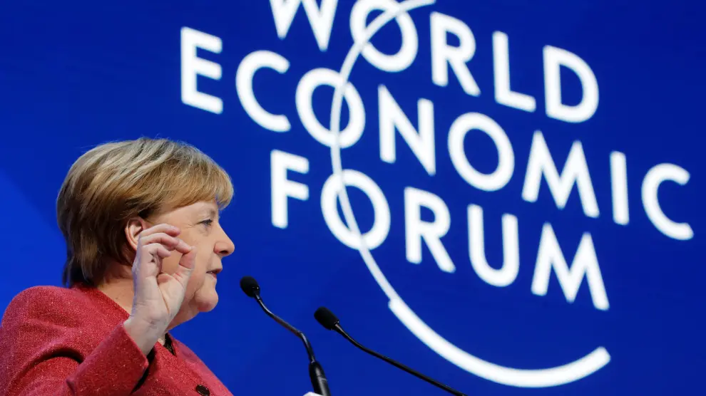 Merkel es uno de los pocos líderes mundiales que acude este año al Foro de Davos.