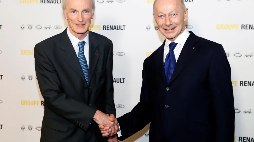 El recién nombrado presidente de Renault, Jean-Dominique Senard, junto al director y responsable ejecutivo de la compañía, Thierry Bolloré.