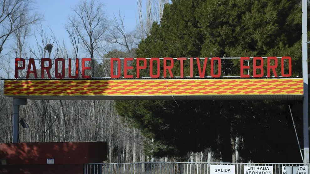 La agresión se produjo durante un partido de fútbol de categoría senior en el Parque Deportivo Ebro de Zaragoza, el 21 de octubre de 2017.