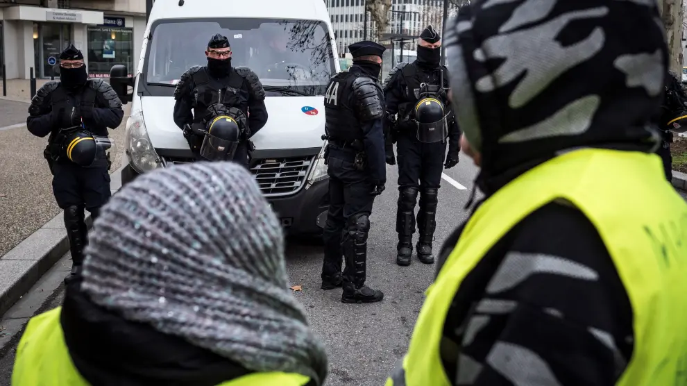 Miembros del movimiento francés de los "chalecos amarillos" en una manifestación el pasado jueves en Francia.