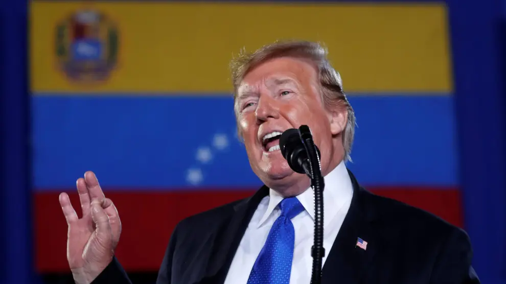 Donald Trump hablando sobre la crisis en Venezuela.