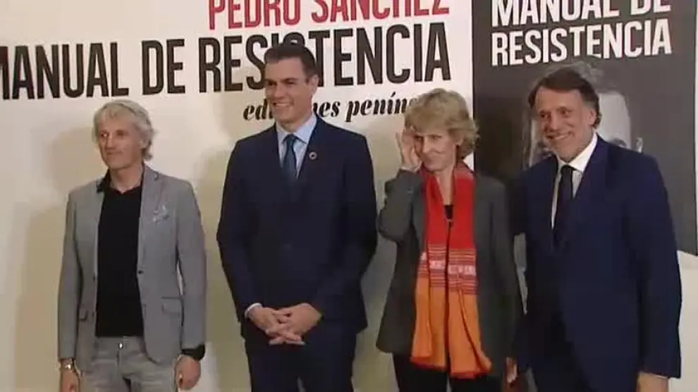 Pedro Sánchez presenta su libro acompañado por Mercedes Milá y Jesús Calleja