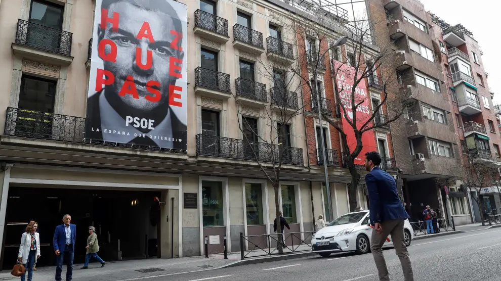 'Haz que pase', el lema de la campaña electoral del PSOE.