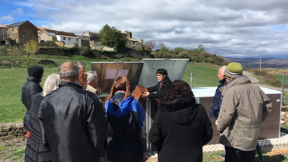 Formación e instalación de las compostadoras en Arbués.